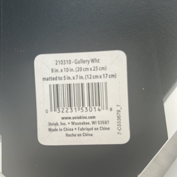 Uniek Gallery 8" x 10" Matted for 5" x 7" Picture Frame, White, Set of 2 - Picture 4 of 6